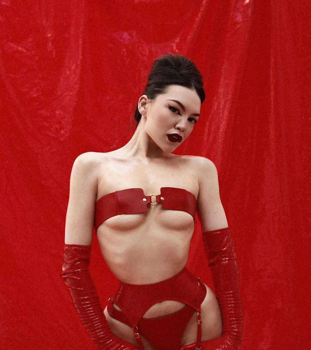 Надежда привлекальеная девушка из Ельца цена от 7000 руб