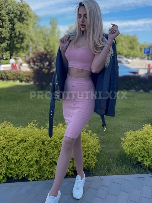 Галя привлекательная девушка из Ельца цена от 1500 руб
