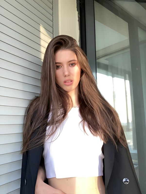 Лина привлекательная девушка из Ельца цена от 10000 руб