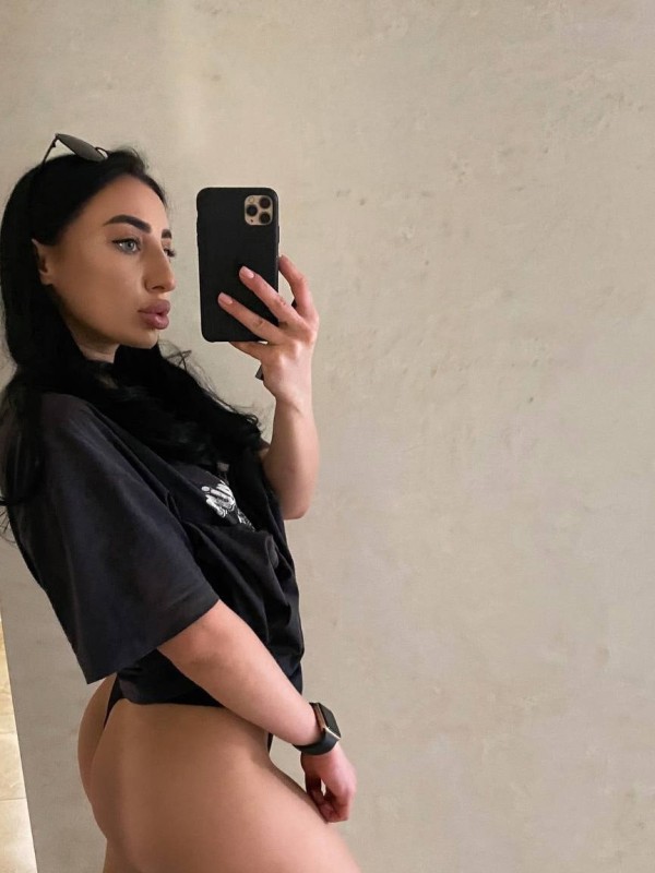 Лиза привлекательная девушка из Ельца цена от 3000 руб