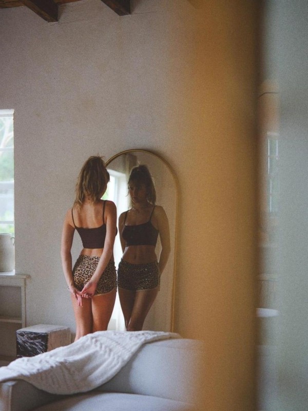 Анна привлекательная девушка из Ельца цена от 4000 руб